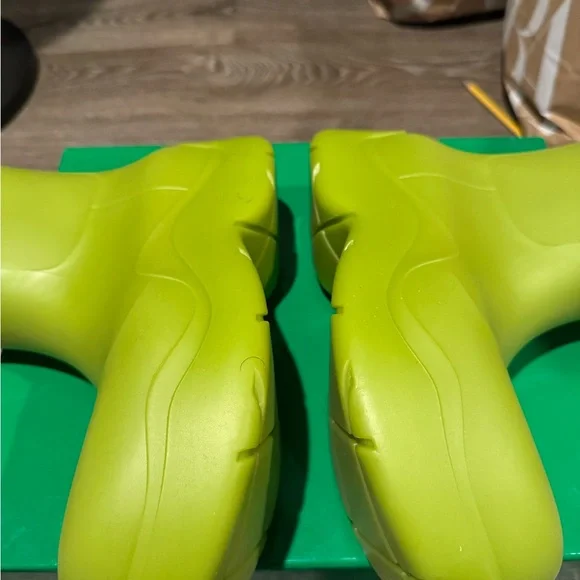 Bottega Veneta Lime Green Ankle Boots - Picture 5 of 10